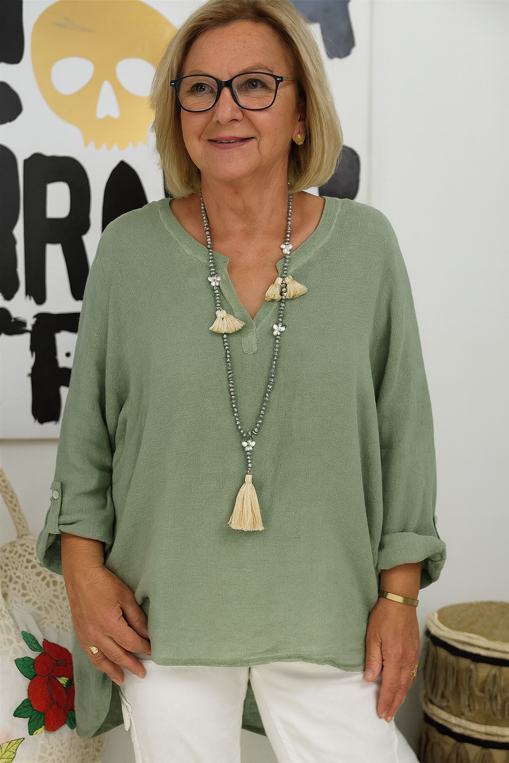 Mia | Chic Linen V-Neck