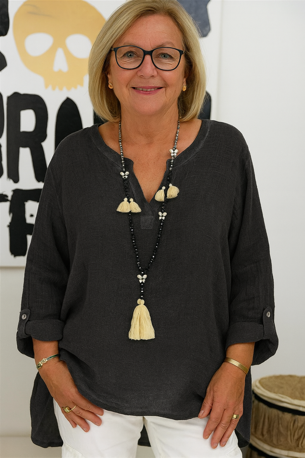 Mia | Chic Linen V-Neck