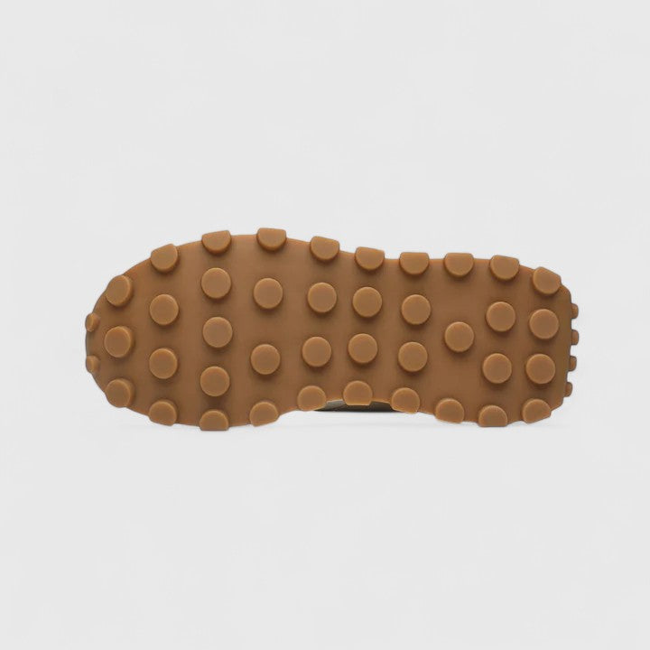 Cynthia | Discreet Height Shoes