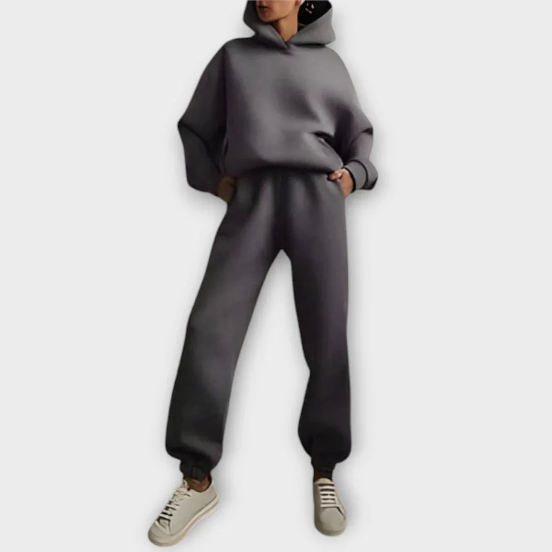 Megan | Classic Knit Sweatsuit