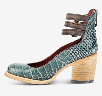 Samantha | Elegant Leather Pumps