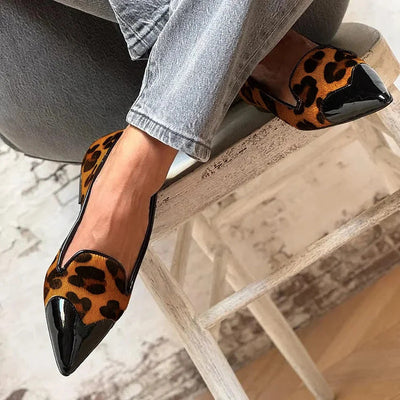 Ava | Chic Animal Print Flats