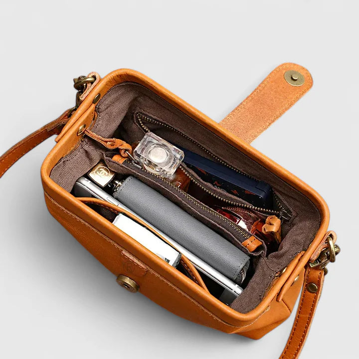 Lily | Chic Leather Tote