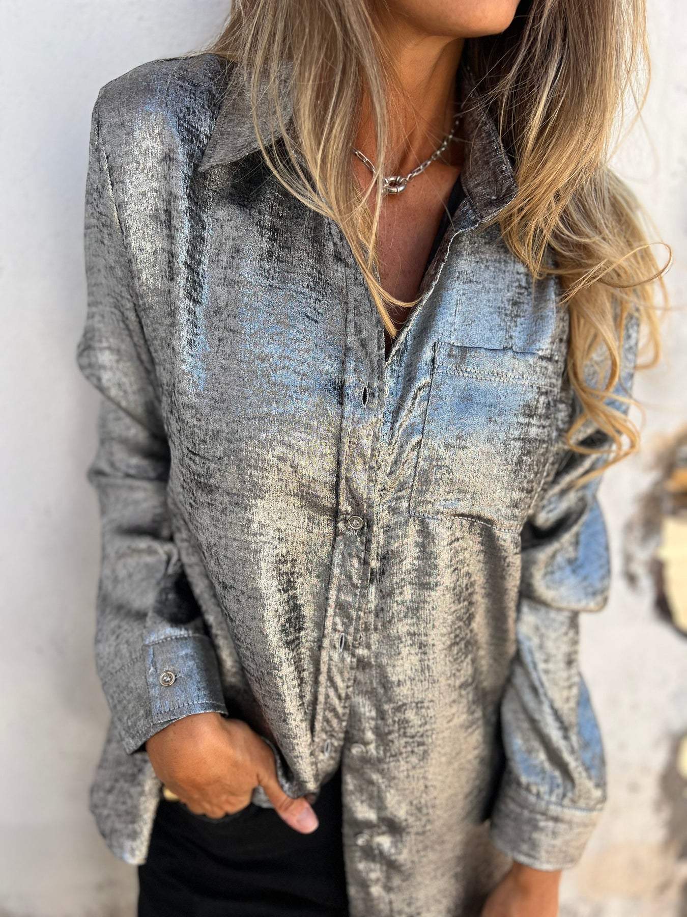 Mia | Sleek Shimmer Top
