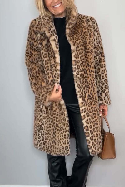 Megan | Chic Leopard Coat